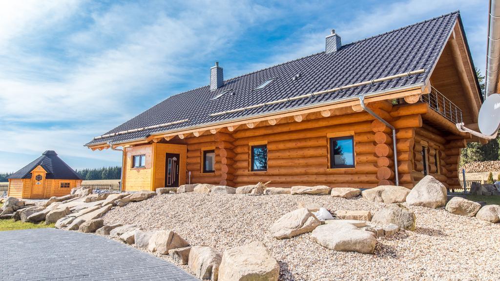 Naturstammhaus Und Appartements Zum Brockenbaecker Tanne Exterior foto